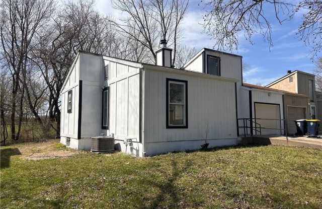 9516 Manning Avenue photos photos