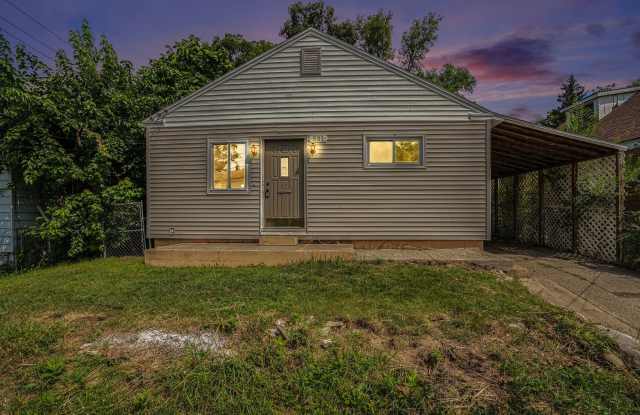 3 Bedroom, 2 Bath Home in Grand Rapids! Available November 2025- Includes Washer and Dryer! photos photos