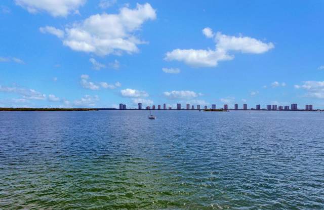 100 Shore Court Gallery 4