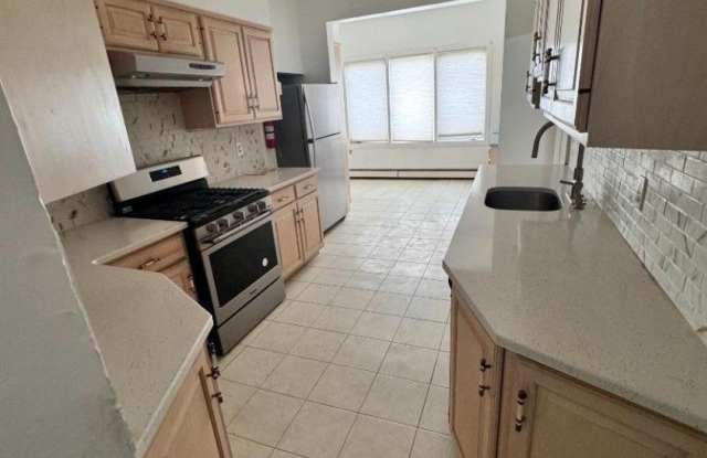 650 Bailey Ave photos photos
