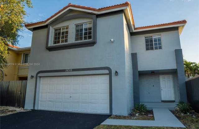 14318 SW 176th Ter - 14318 Southwest 176th Terrace, Richmond West, FL 33177