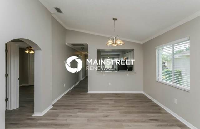523 Scarlet Maple Court Gallery 3