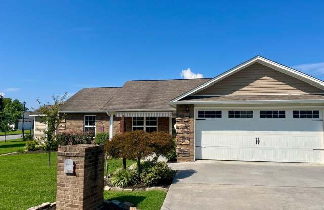 Quiet Neighborhood Charm with Everyday Convenience photos photos