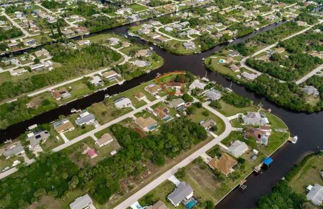 18106 EAU GALLIE CIRCLE Gallery 4