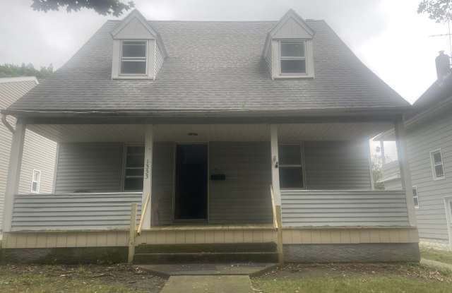 1353 Grant Street photos photos