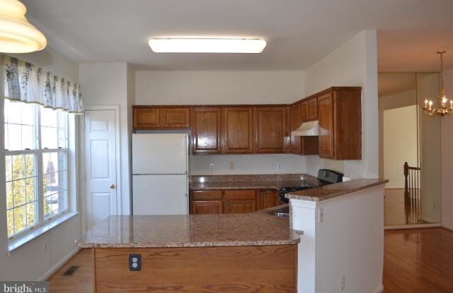 2905 JESSICA COURT Gallery 3