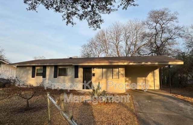 2240 Patsy Ln photos photos