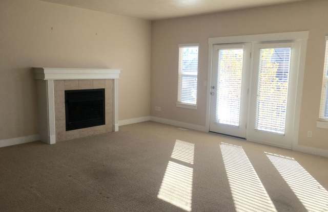1077 Quarry View Way Gallery 3