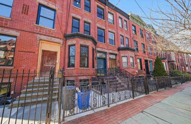 37 ASTOR PL photos photos