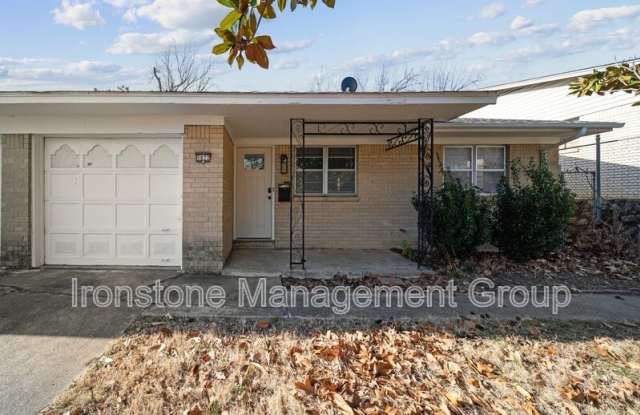 5822 E 35th Street photos photos