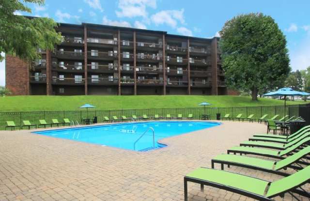 Embassy Park Apartments Gallery 2