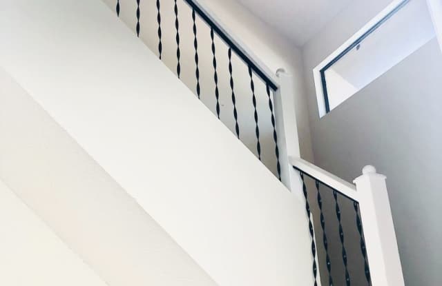 1711 Garden Lake Drive Gallery 3