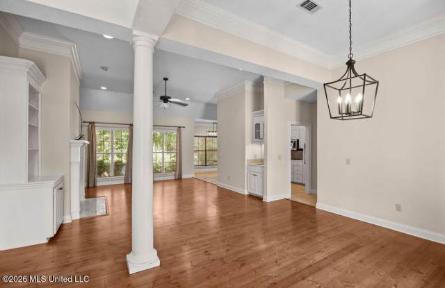 102 Avery Forest Gallery 3
