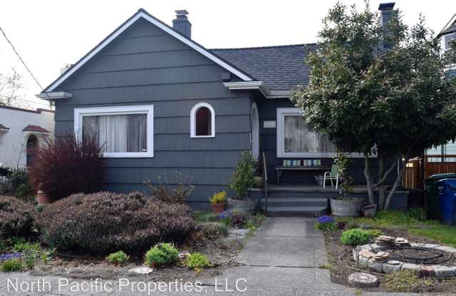 3211 14th Ave S Gallery 2