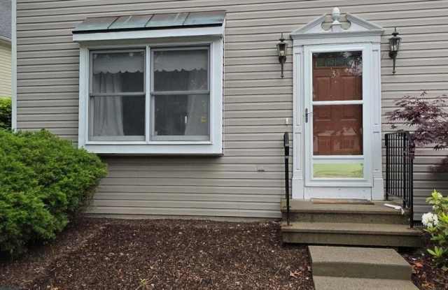 132 Eaglesmere Circle photos photos