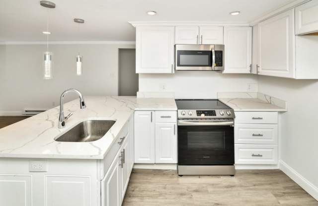 17 Nason St - 17 Nason Street, Brockton, MA 02301
