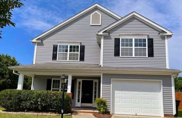 3 bedroom Greensboro Rental with Attached Garage photos photos