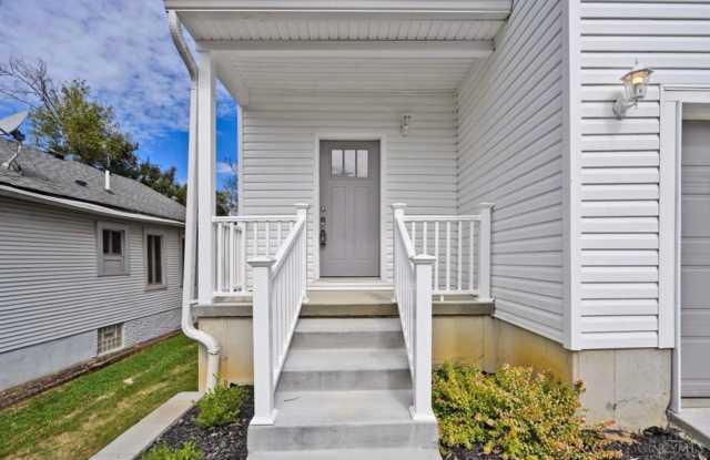 BRAND NEW 4 bedroom house Gallery 3