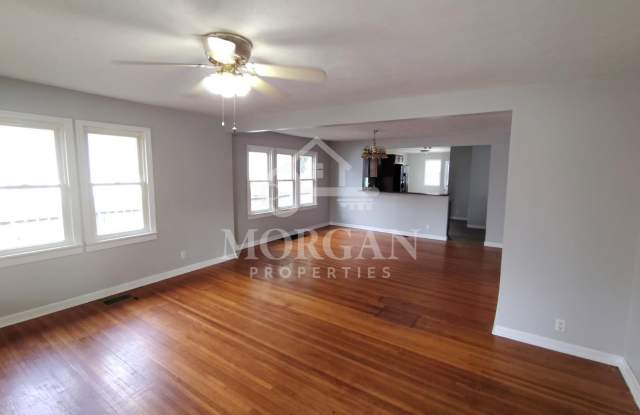 2926 GEORGE Gallery 2