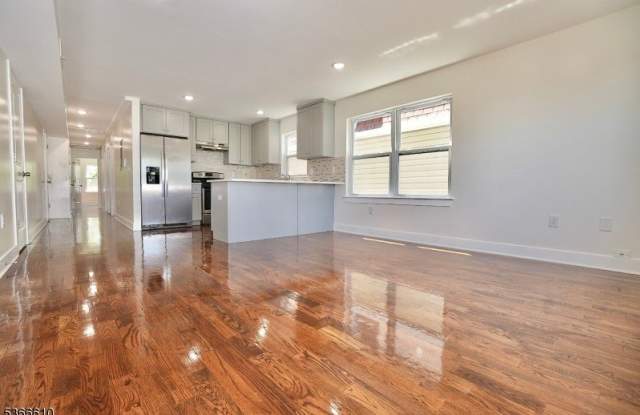 478 S 16Th St photos photos
