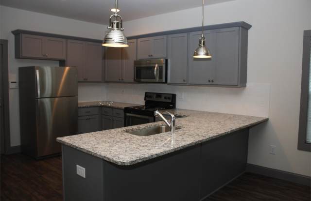 1053 Baxter St. - C Gallery 3