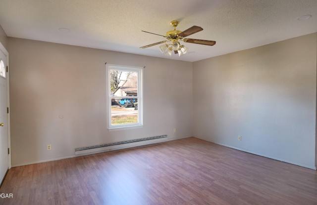 601 Kimberly Drive Gallery 3