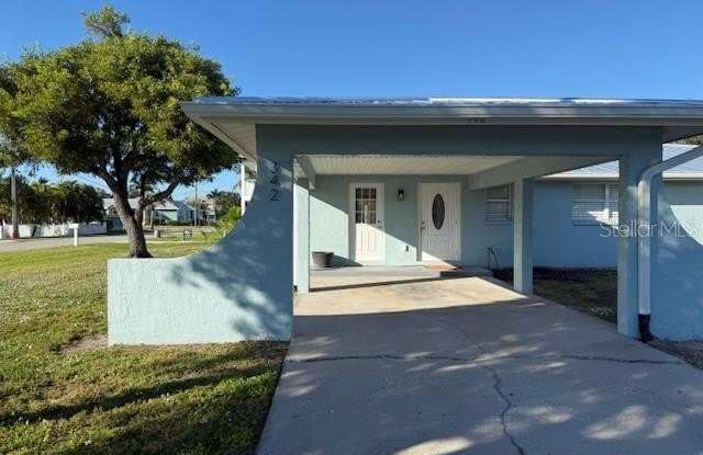 342 W ANN STREET - 342 West Ann Street, Punta Gorda, FL 33950