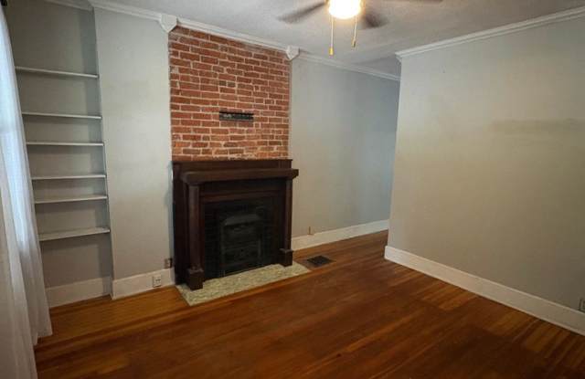 2 Bedroom 1 Bathroom in German Village Gallery 4