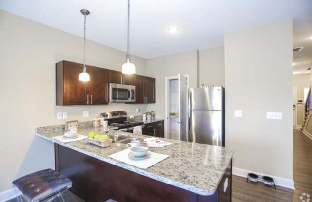 545 Northeast Ridgeview Drive Gallery 4