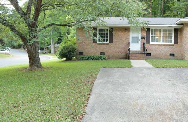 Beautiful 2 Bedroom Condo/Duplex in Charlotte - 4626 Highlake Drive, Charlotte, NC 28215