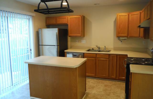 1769 Forest Side Ln Gallery 4
