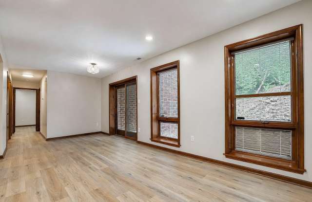 23243 ROSEWOOD Court Gallery 3