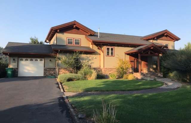 Exquisite fully furnished home! photos photos