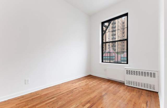 330 W 85th St Apt 4A Gallery 4