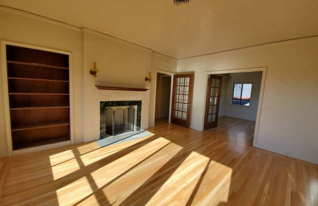 Top Floor Rockridge Two Bedroom Condo with Bay Views photos photos