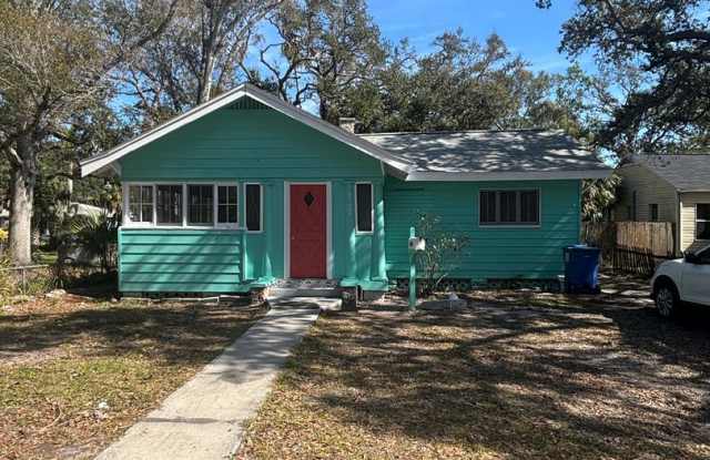 Newly Renovated 2 Bed 1 Bath Home - 2100 Seminole Boulevard South, St. Petersburg, FL 33705 Newly Renovated 2 Bed 1 Bath Home - 2100 Seminole Boulevard South, St. Petersburg, FL 33705