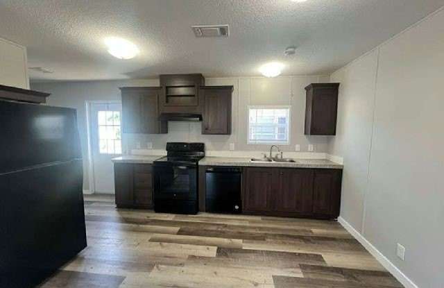 1644 Sunburst Dr photos photos