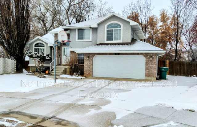 384 S 250 W - 384 South 250 West, Layton, UT 84041 384 S 250 W - 384 South 250 West, Layton, UT 84041