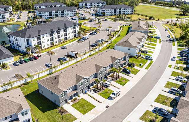 Crestview at Grove West Townhomes Gallery 4