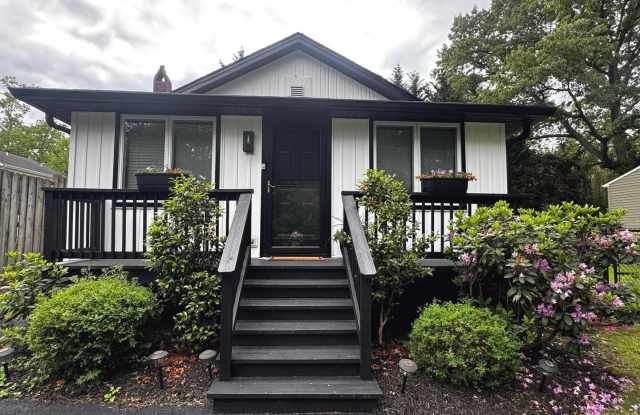 864 DOGWOOD TRL photos photos