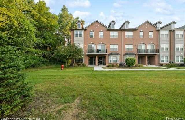 22051 Parkview Drive photos photos