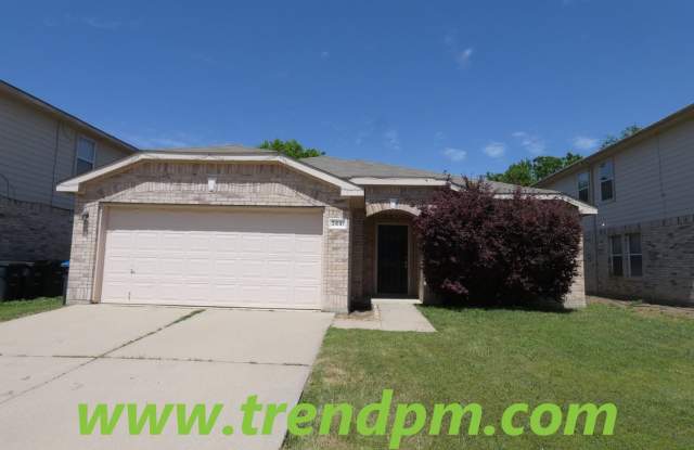 Lovely 3 bedroom, 2 bath home in Roanoke/North Fort Worth with Northwest ISD schools! - 3441 Caprock Ranch Road, Fort Worth, TX 76262