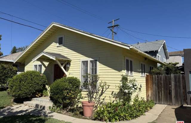 2666 Cimarron St photos photos