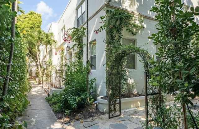 726 Meridian Ave photos photos