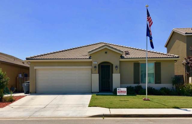 $2,295 Temperance  Shields, 3 Bedroom Home - N. Schneider Ave, Fresno photos photos