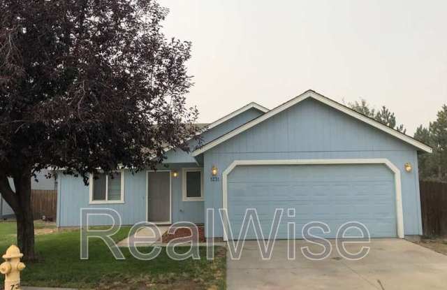 1231 SW 33rd St photos photos