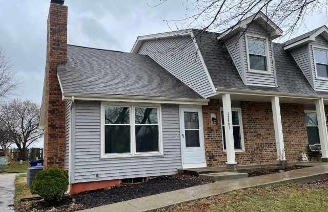 {12901} Spacious Townhome with a 1 car garage  full basement photos photos