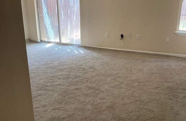 11230 CRISTINS Circle Gallery 2