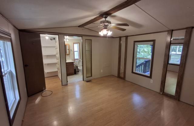 18502 Joerling Lane Gallery 4