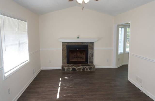 1029 Worley Court NW Gallery 3